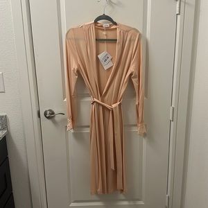 TRES SOUPLE La Perla Pink Robe NWT
